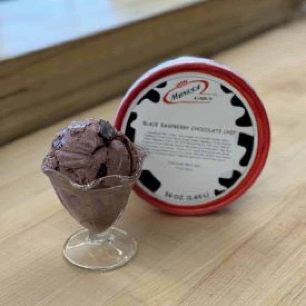 Munroe Dairy - Ice Cream, Black Raspberry Chocolate Chip, 56 oz.