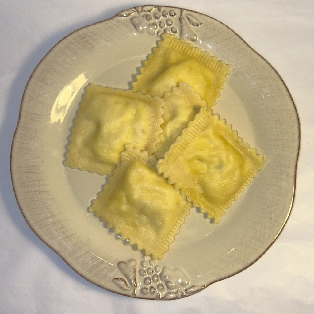 Little Rhody Burrata and Basil Ravioli, 12ct
