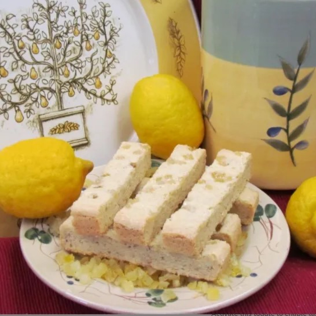 Two Papas Lemoncello Biscotti
