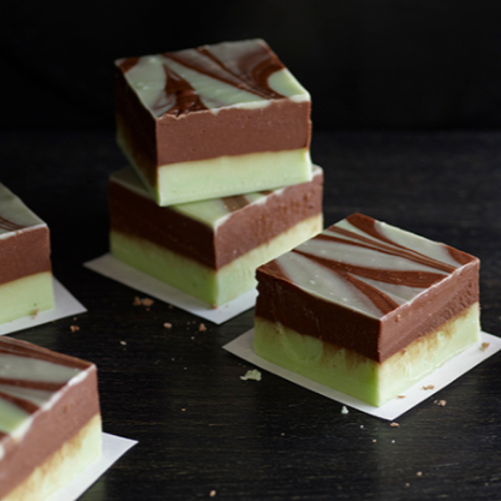 MINT SWIRL CHOCOLATE FUDGE