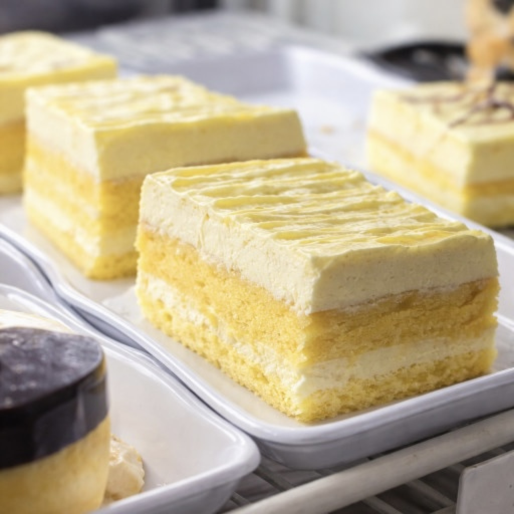 A&J Bakery Lemon Tiramisu
